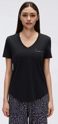 Cure Essential V-Neck – Noir